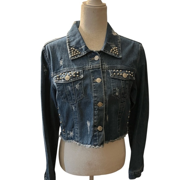 NWT Z Chick Distressed Embellished Cropped Jean Jacket Size Large - Picture 9 of 9